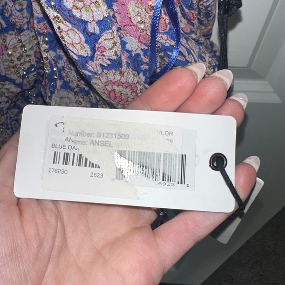 NWT SAYLOR - Ansel Dress In Dahlia Block Print - Picture 8 of 10